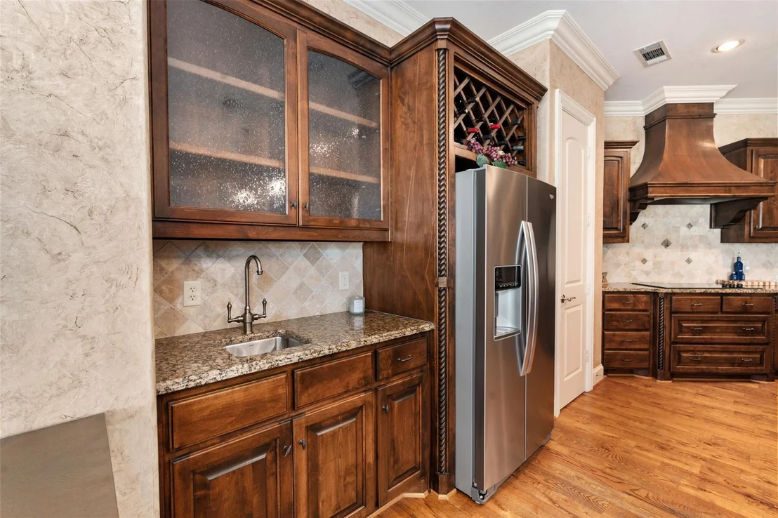 Photo of 229 Lakeside Drive