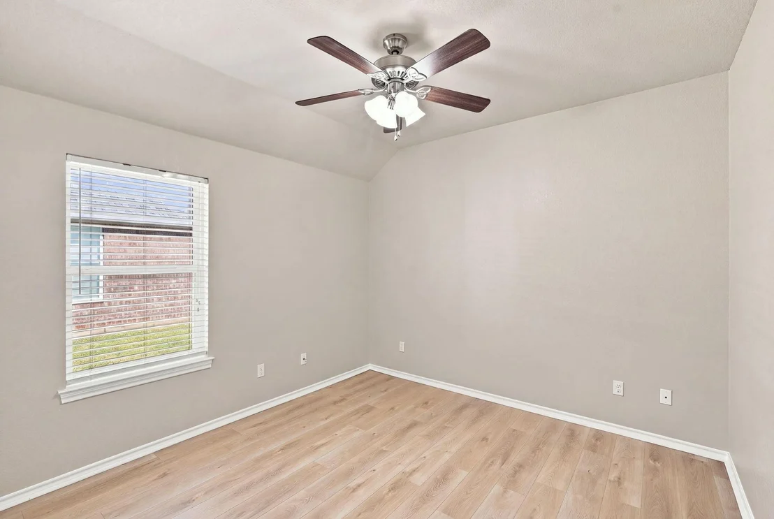 Photo of 1720 Lakeway Drive