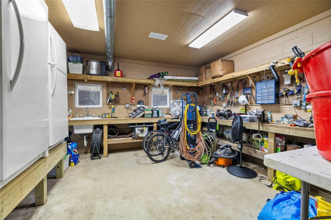 Photo of 742 Private  Road 7219