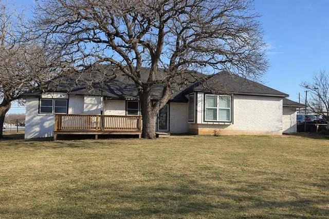 Photo of 1206 Highway 81 N