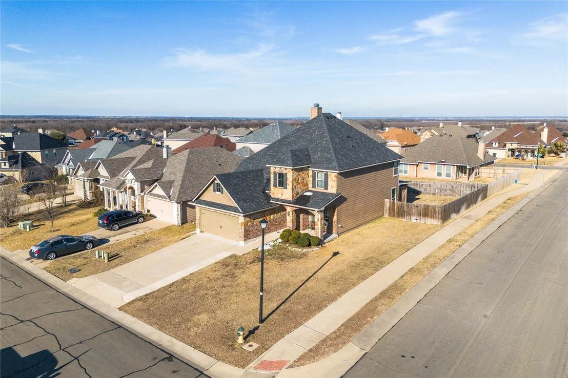 Photo of 10864 Aurora