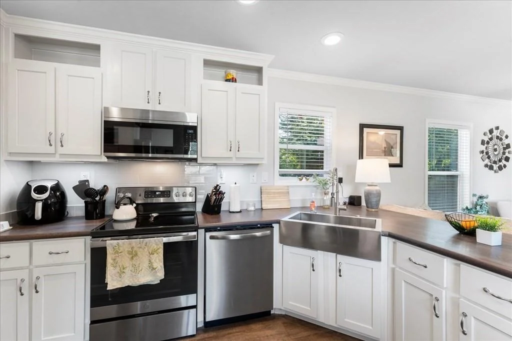 Photo of 1034 Pleasant Drive