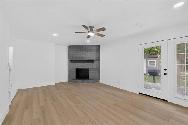 Photo of 550 Glen Oaks Boulevard