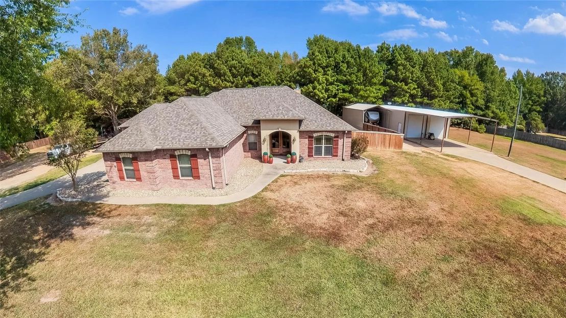 Photo of 135 Pond Drive