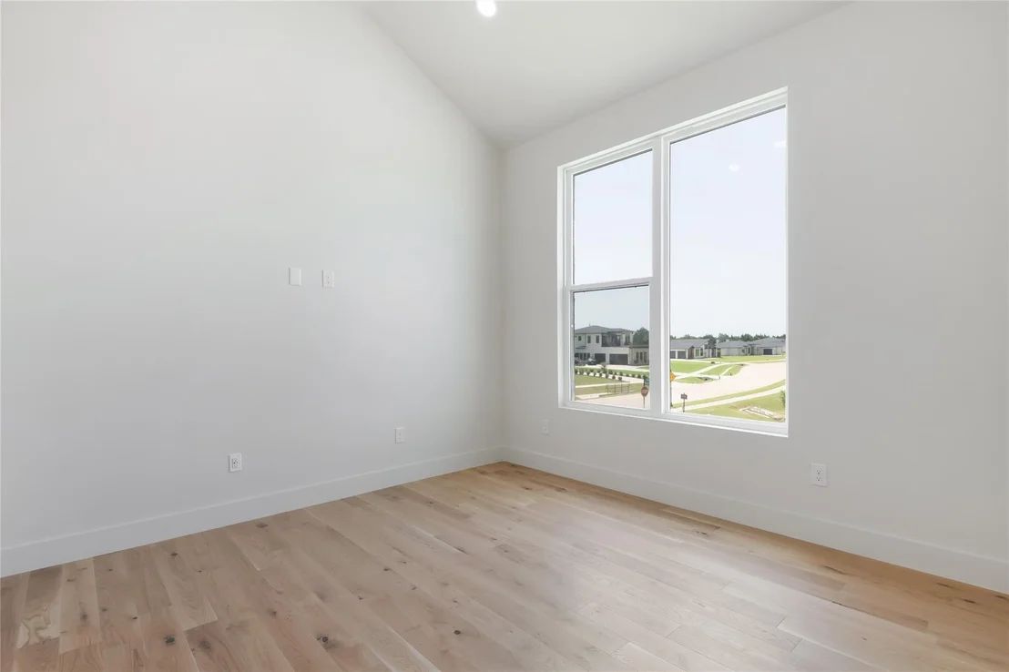 Photo of 349 Valley Trail