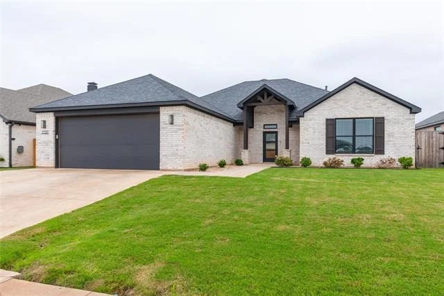 Photo of 7737 White Rock Road