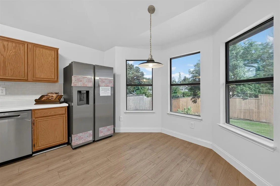 Photo of 2103 Meadowview Drive