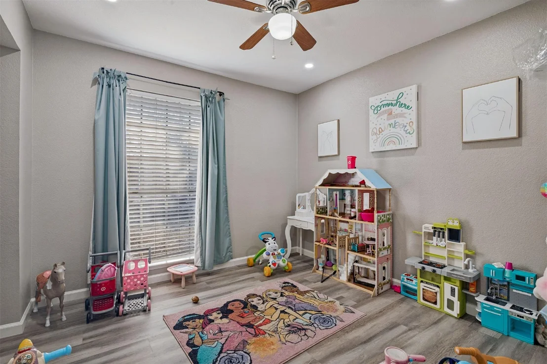 Photo of 2920 Sidney Drive