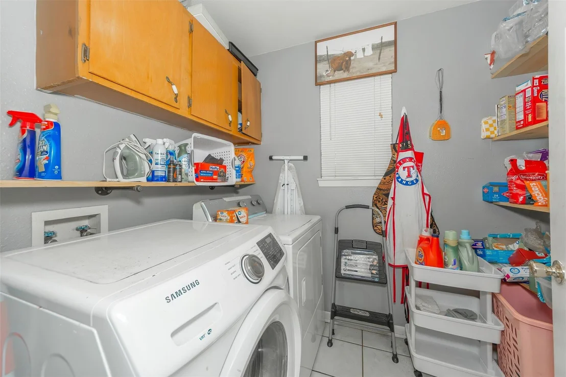 Photo of 189 Lee Boulevard
