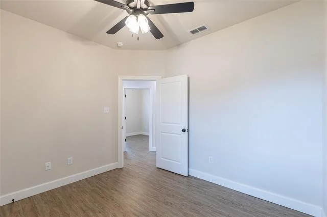 Photo of 7556 Lake Ridge Parkway