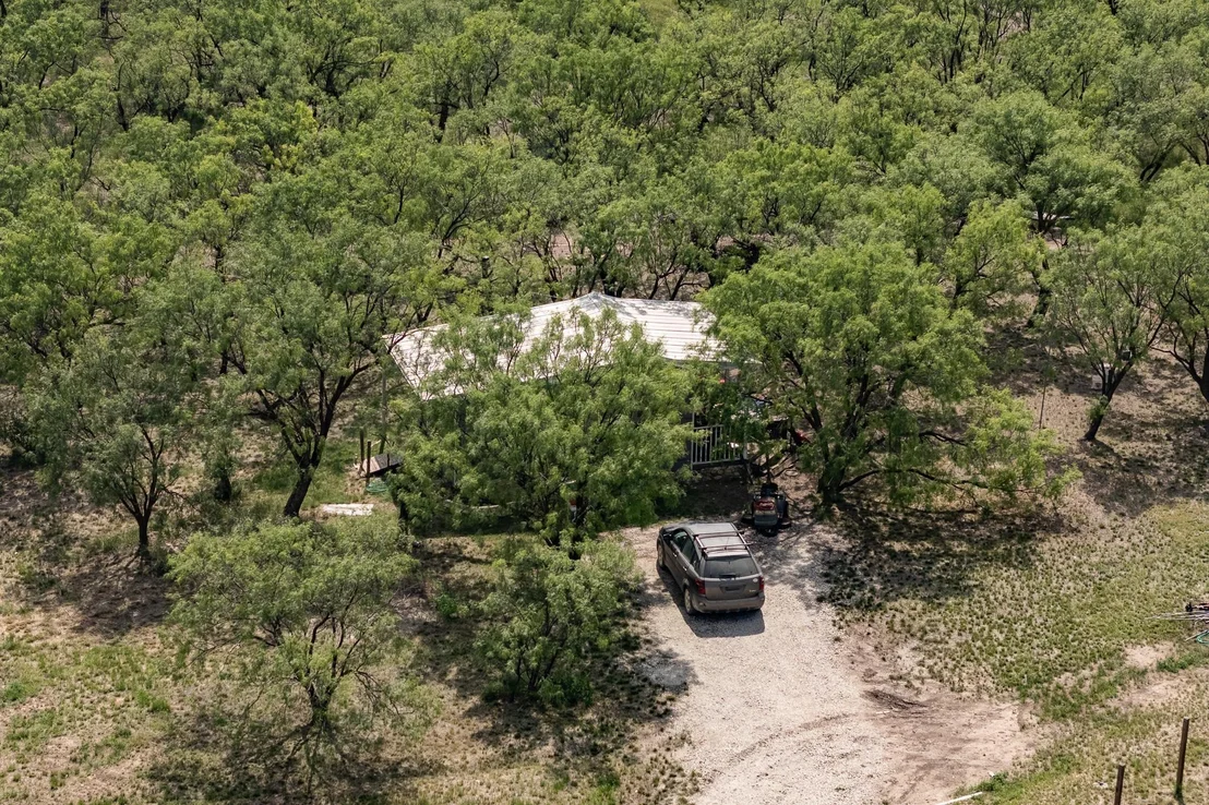 Photo of 7144 County Road 487