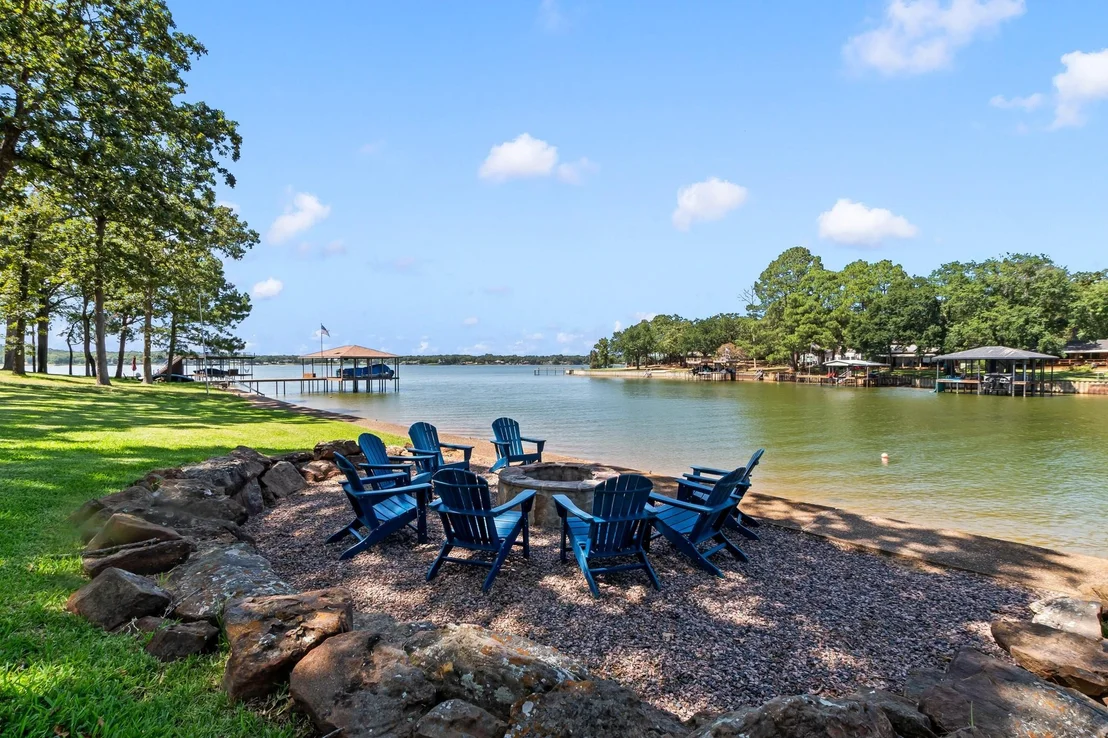 Photo of 5366 Point LaVista