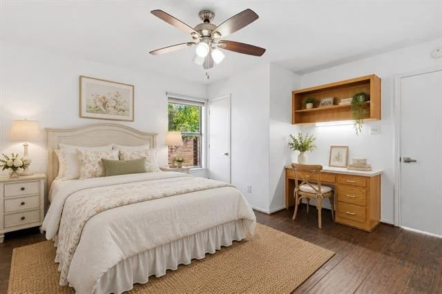 Photo of 2201 Mistletoe Boulevard