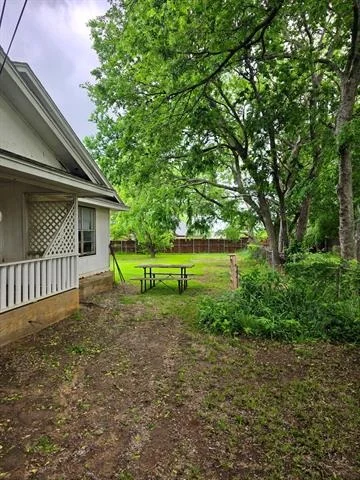 Photo of 417 W Huffman Street