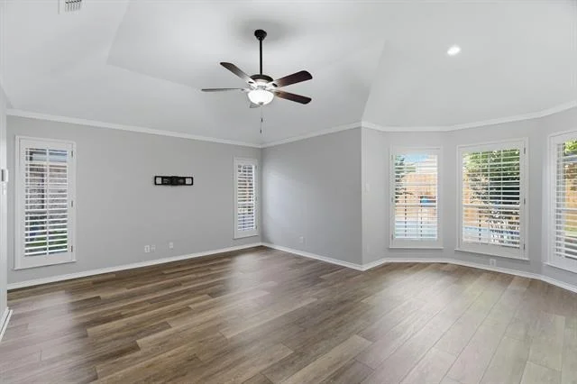 Photo of 5017 River Bluff Drive