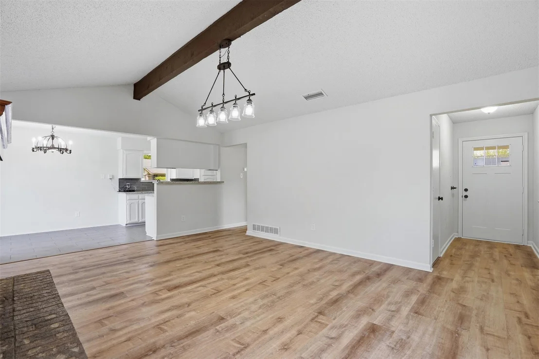 Photo of 6021 Dusty Road