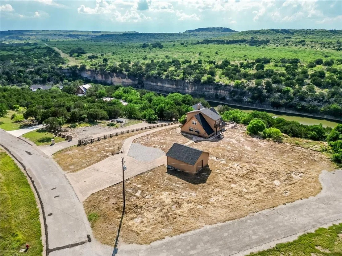 Photo of 2020 Bluff Creek Drive