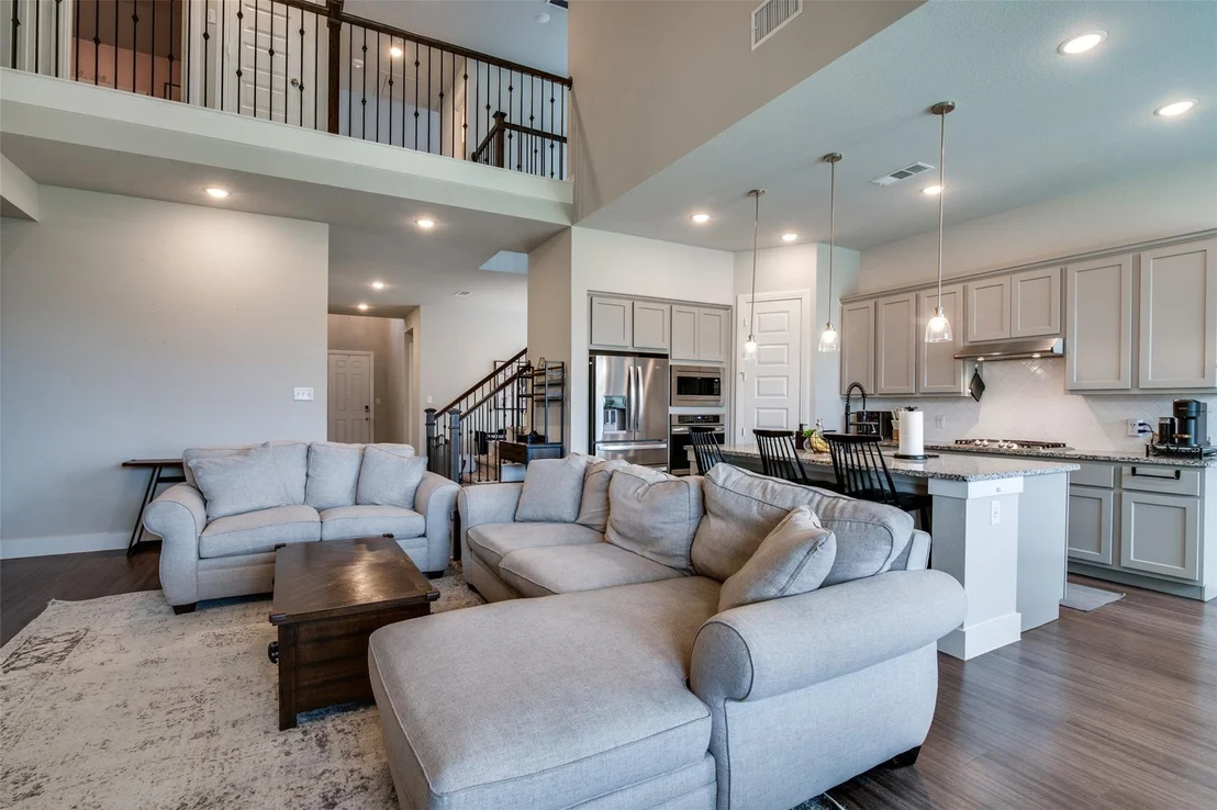 Photo of 1549 Sugarberry Drive
