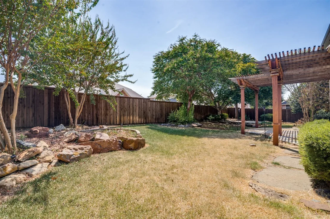 Photo of 522 Oakhurst Drive