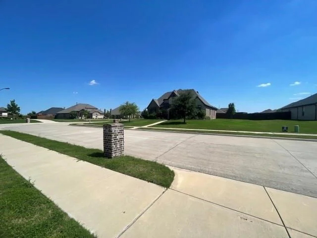 Photo of 321 Equestrian Drive