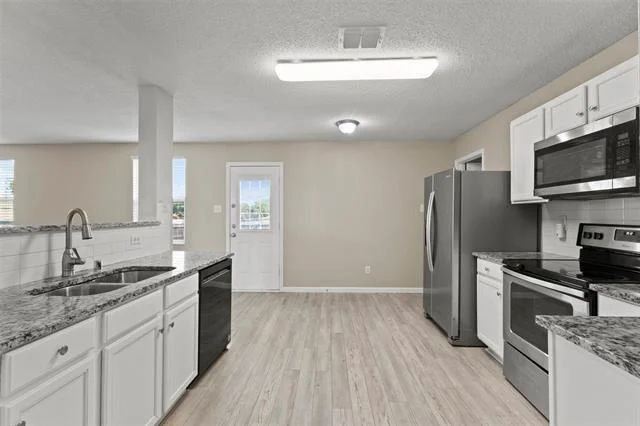 Photo of 3004 Deer Ridge Drive