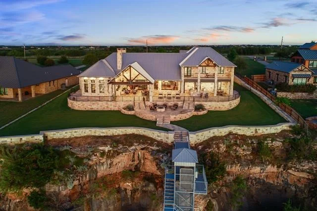 Photo of 1025 Pecan Ridge