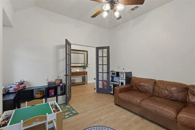 Photo of 925 Lighthouse Lane