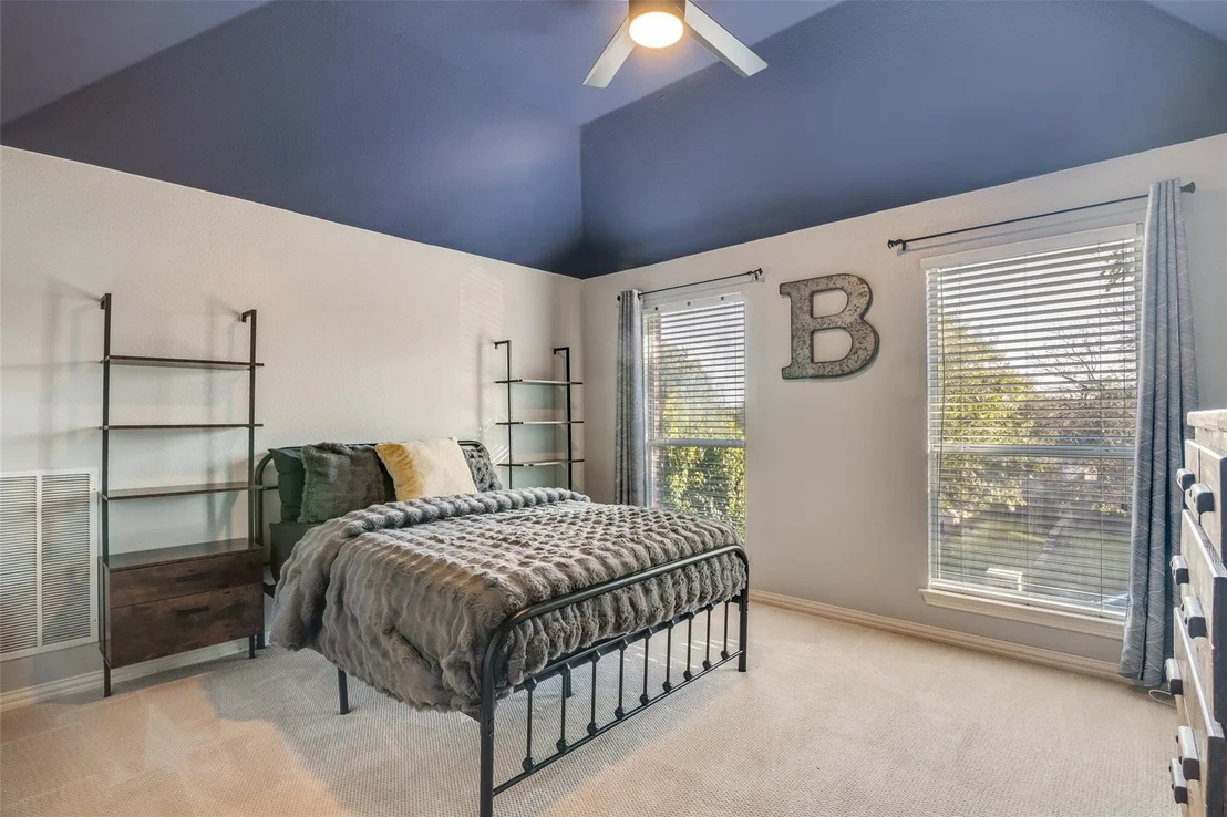 Photo of 8005 Rosemont Drive