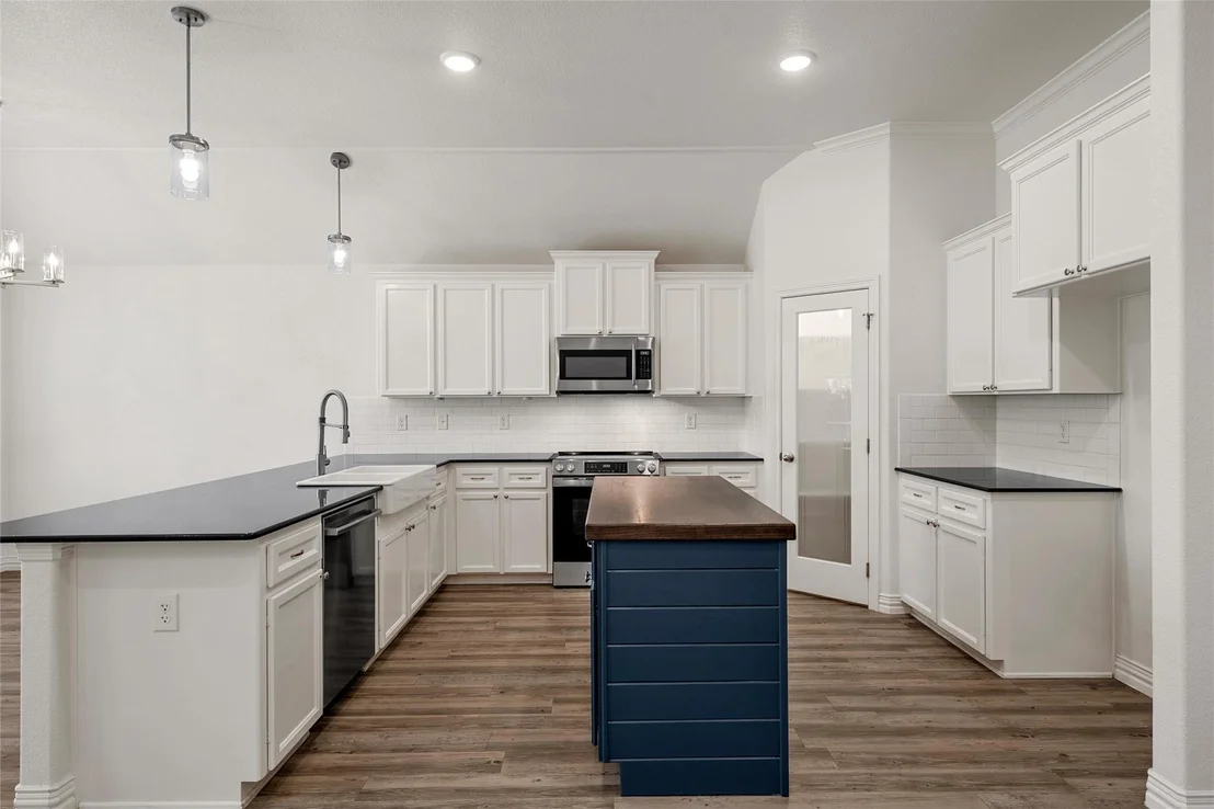 Photo of 2515 Paisley Drive
