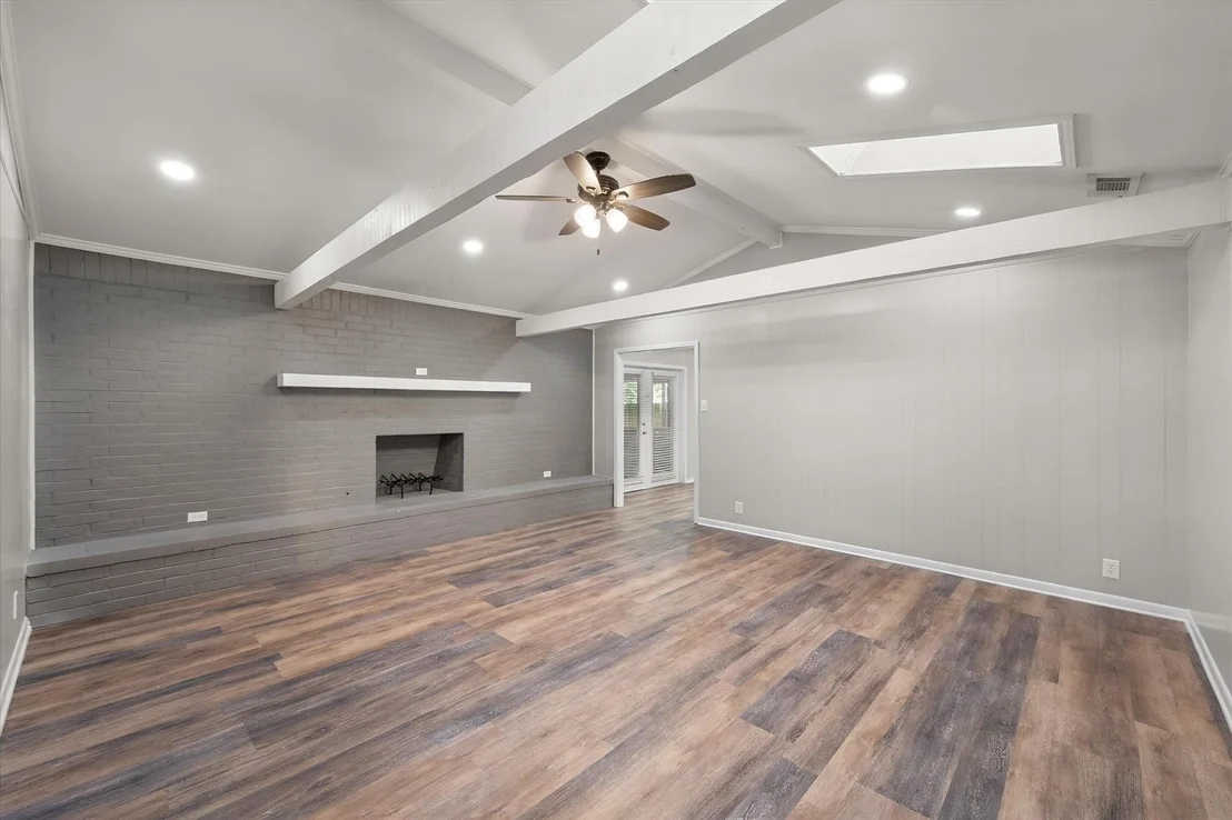 Photo of 401 Hutson Drive