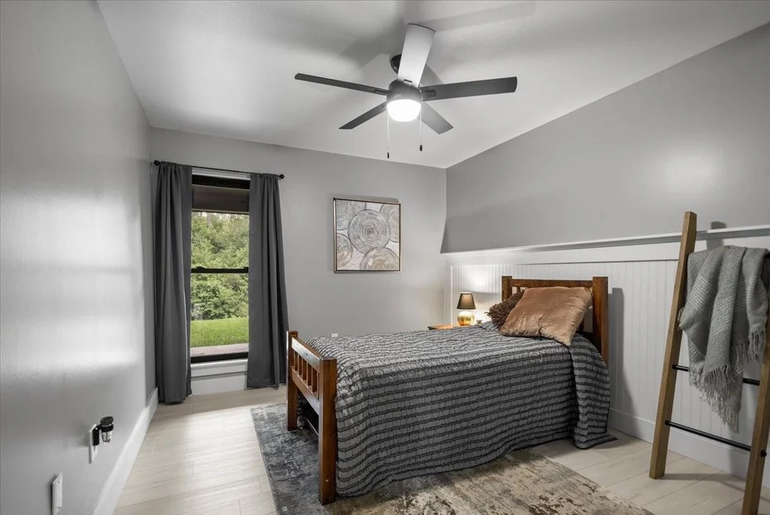 Photo of 215 Brookside Drive