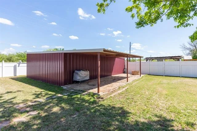 Photo of 903 Ave Q