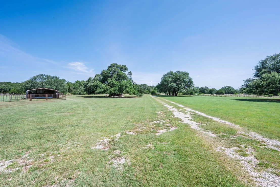 Photo of 2517 County Road 4240