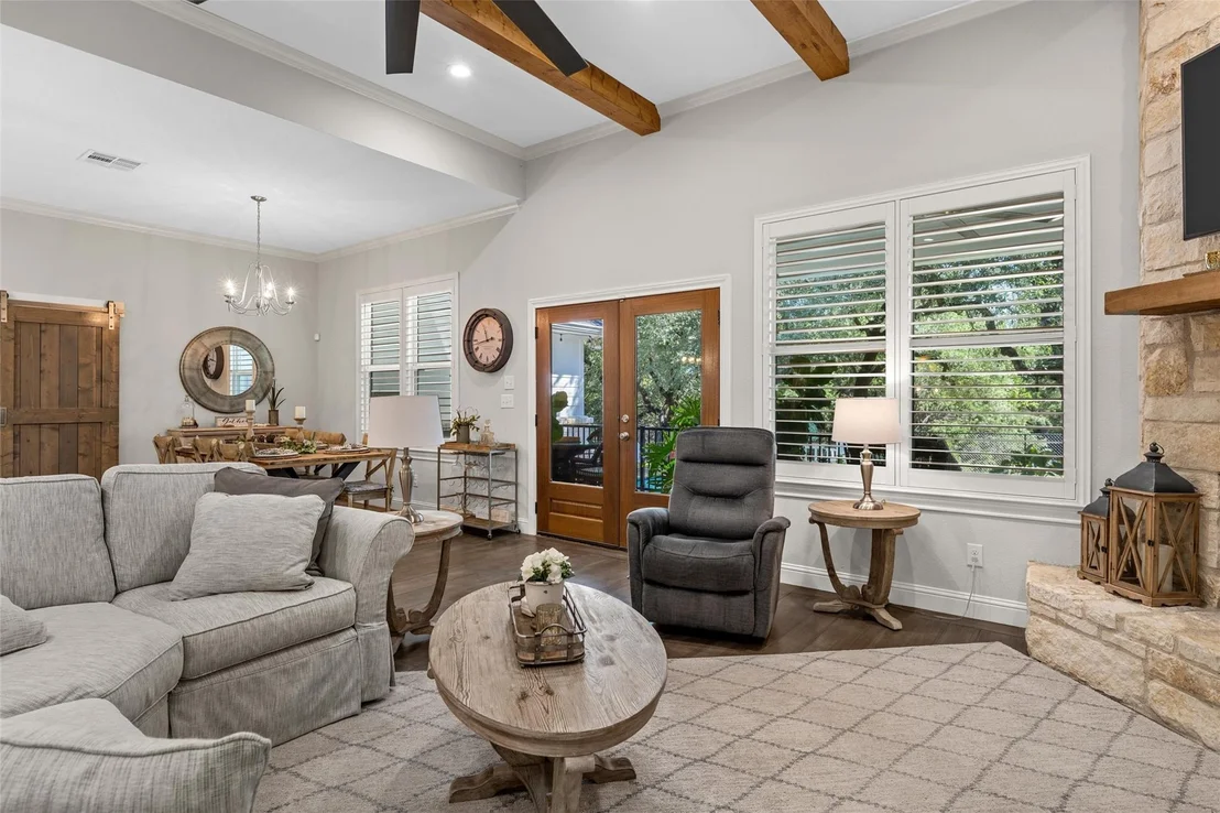 Photo of 320 Kandus Cove