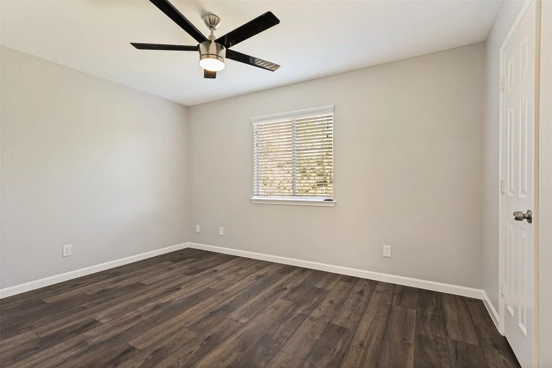 Photo of 1004 Triple Crown Drive