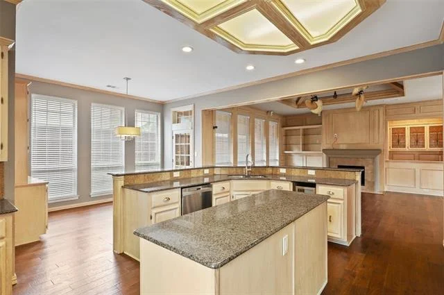 Photo of 4807 Holly Tree Drive