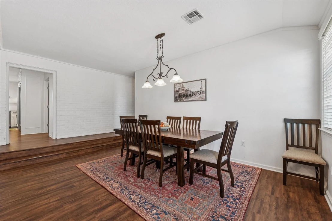 Photo of 2275 W Moonlight Drive