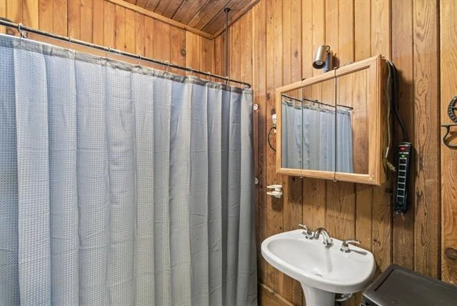 Photo of 18051 Brookfield Drive