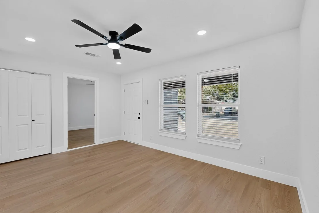 Photo of 808 Lilac Drive