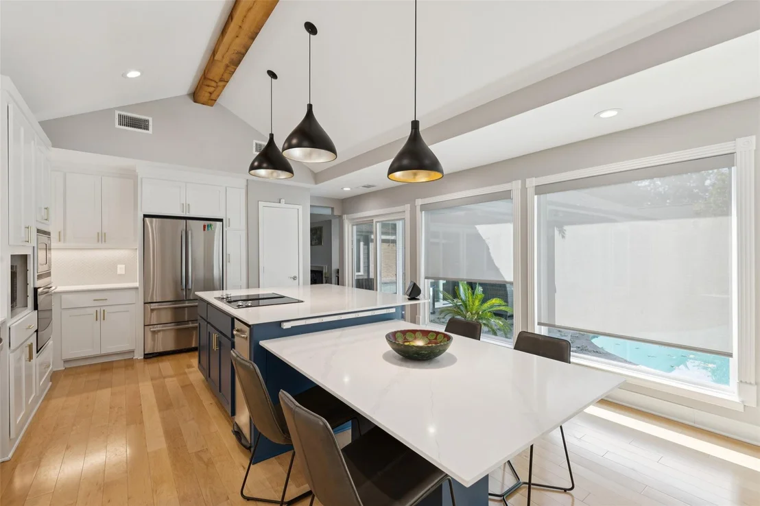 Photo of 7221 Pleasant View Drive