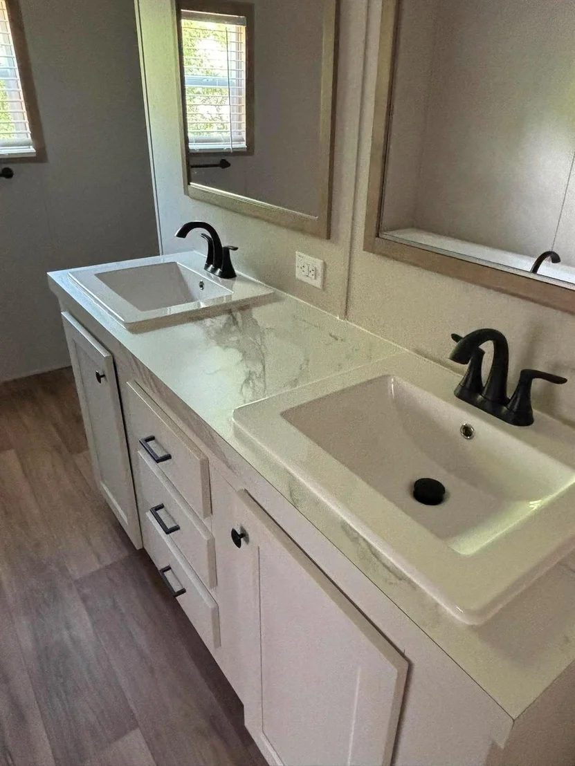 Photo of 1429 Oak Hill Drive