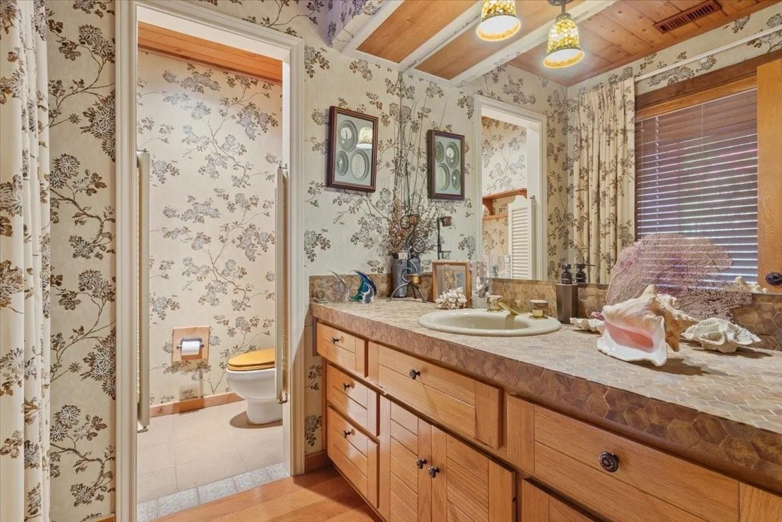 Photo of 3724 Greenleaf Drive