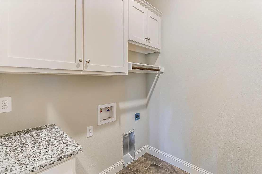Photo of 1014 Gonzollas Road