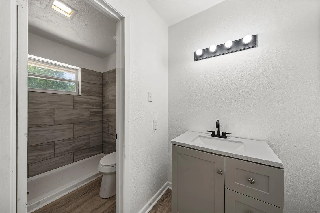 Photo of 229 Crockett Lane