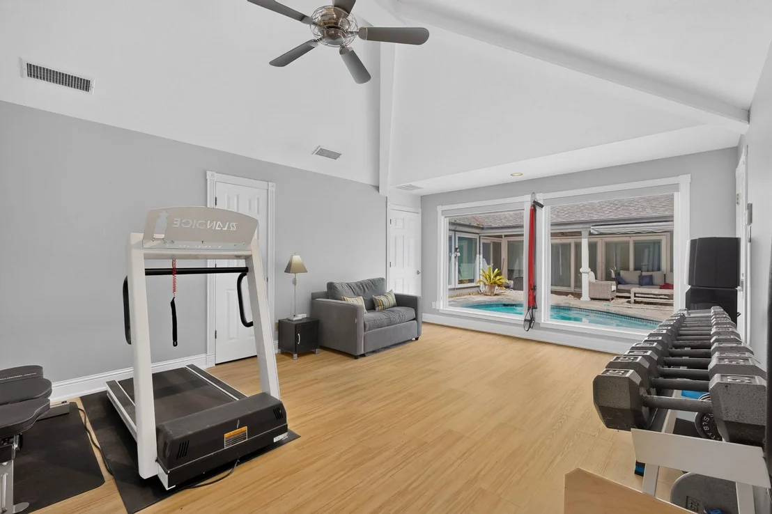 Photo of 7221 Pleasant View Drive