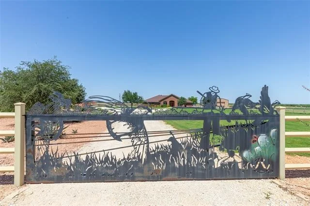 Photo of 10932 County Road 495