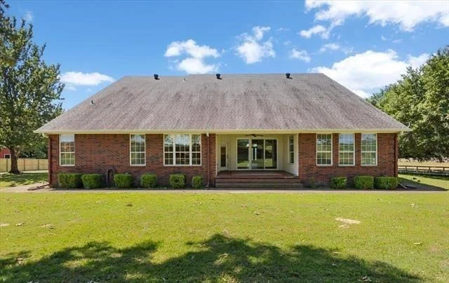 Photo of 15176 County Road 472