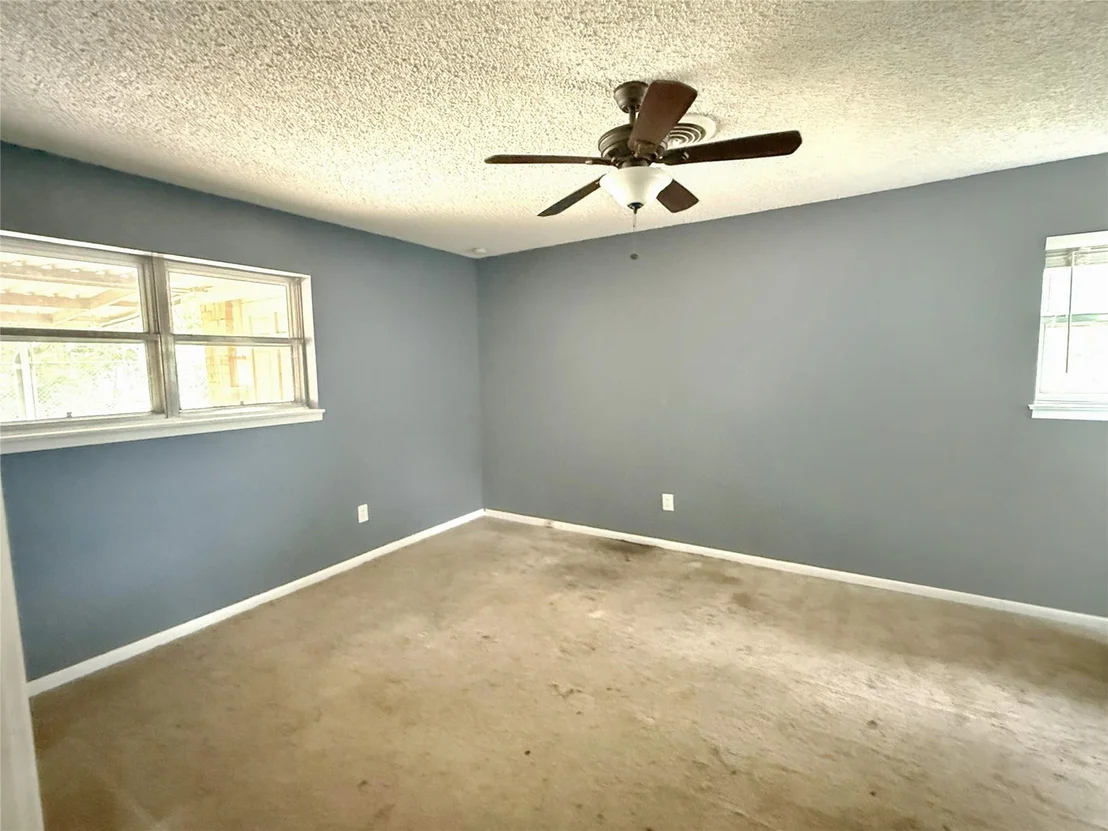 Photo of 3010 Grand Avenue