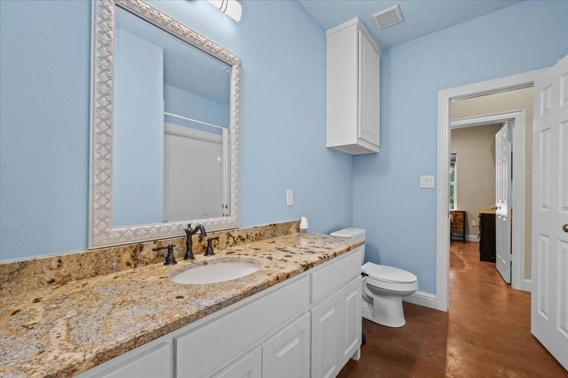 Photo of 3601 Oak Circle