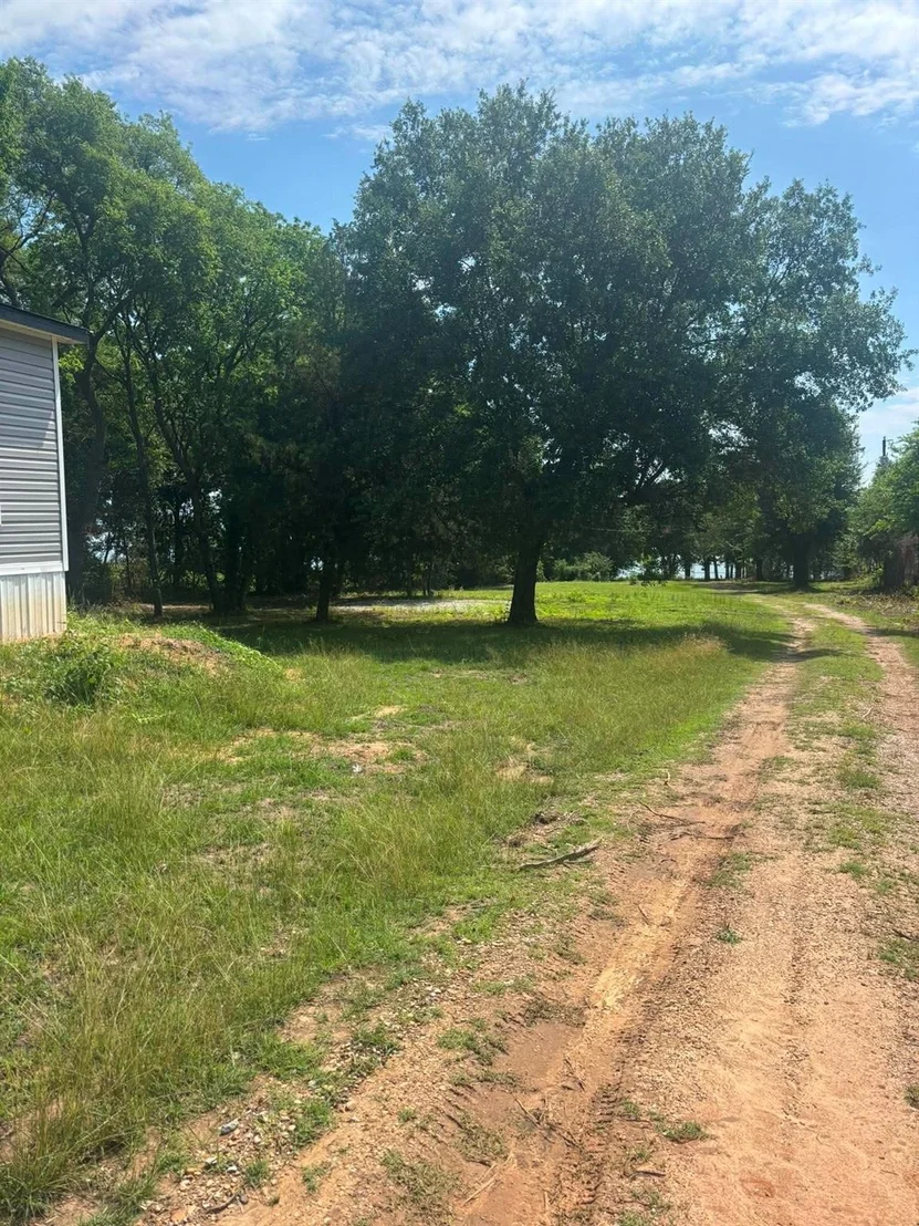 Photo of 1429 Oak Hill Drive